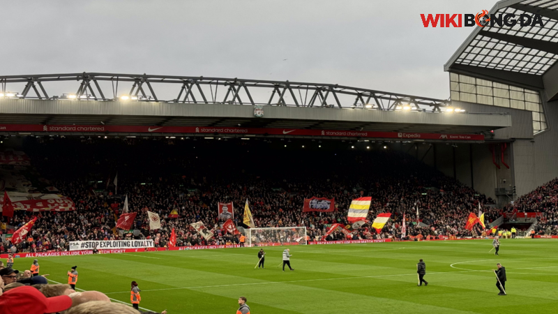 Mặt sân và điều kiện thi đấu được đảm bảo