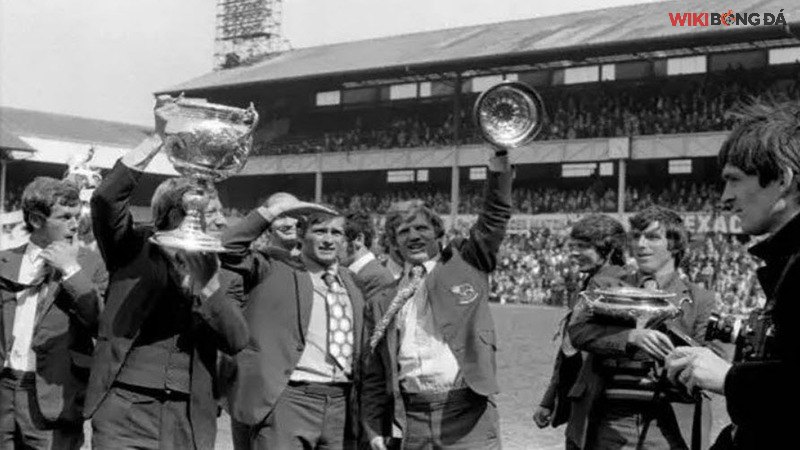 Bóng đá nước Anh thời kỳ đầu khá tự phát