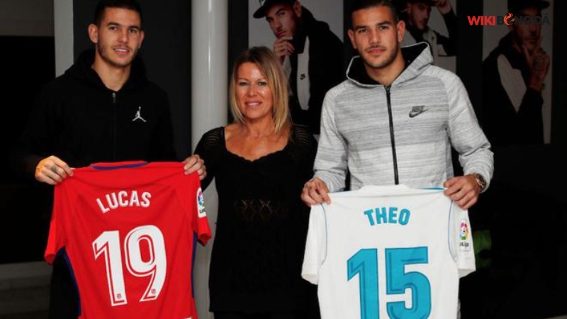 Con số 15 khi Theo Hernandez mặc giúp anh tích lũy kinh nghiệm và trưởng thành