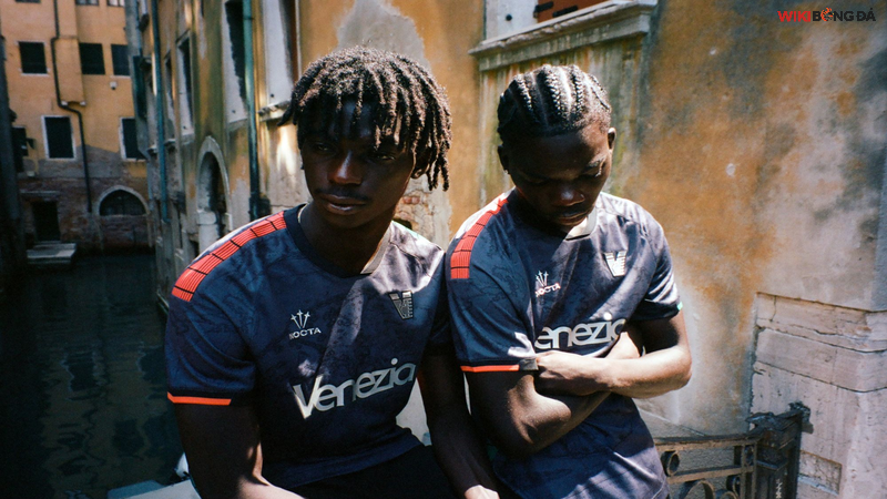 Venezia (Nocta) 2025/2026 áo sân nhà