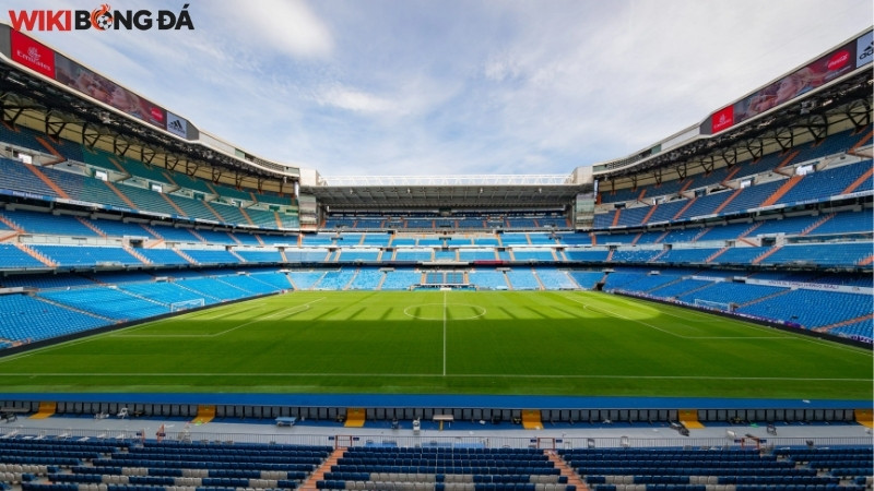 Mặt cỏ sân Bernabeu từng bị phàn nàn